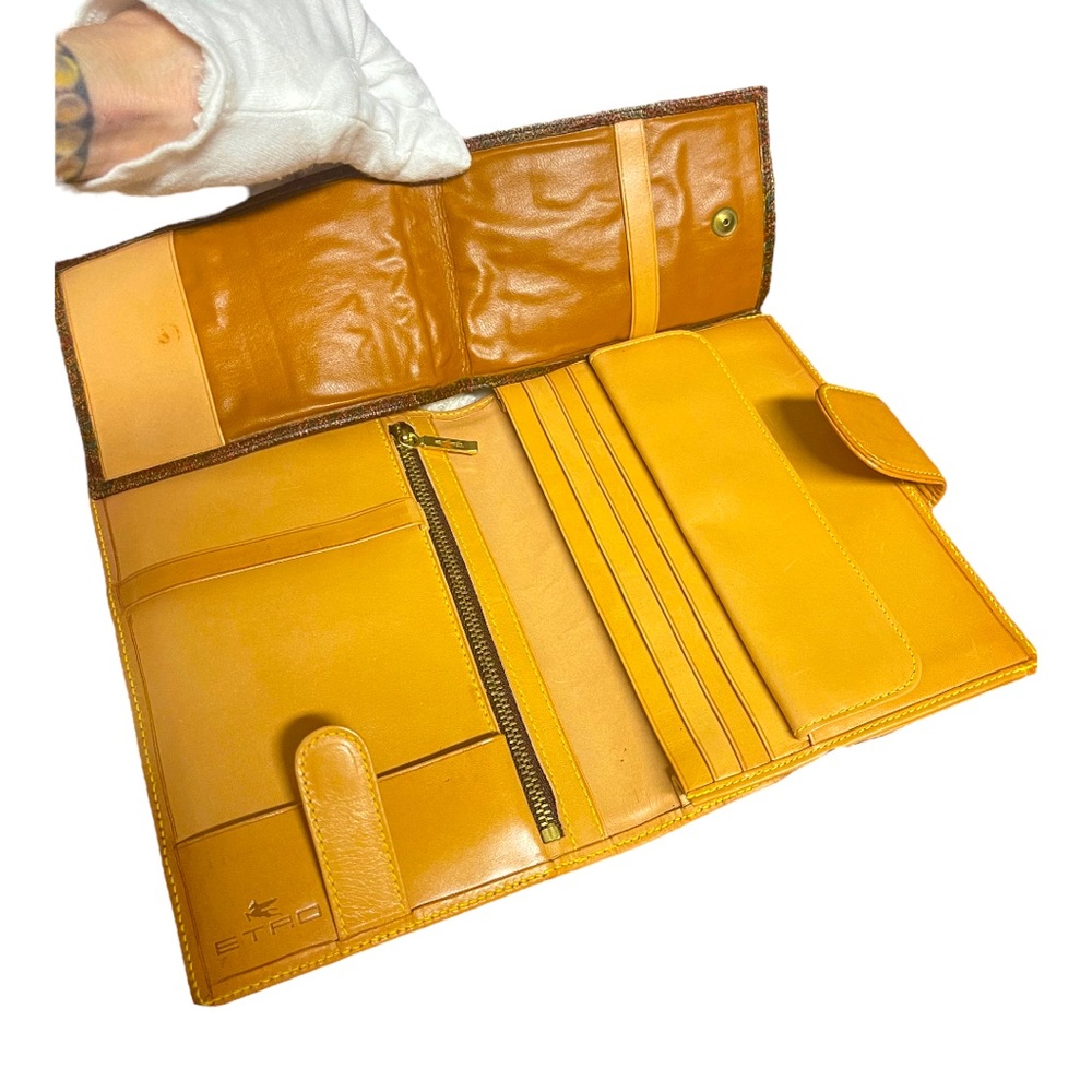 ETRO Feb 1997 Passport Wallet— Rare, Nearly Pristine Condition - Picture 13 of 16